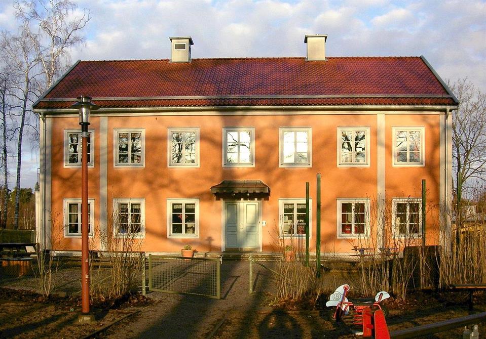 Jurige Gårds nya mangårdsbyggnad, numera en förskola