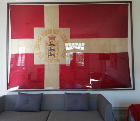 Foreningens gamle fane 