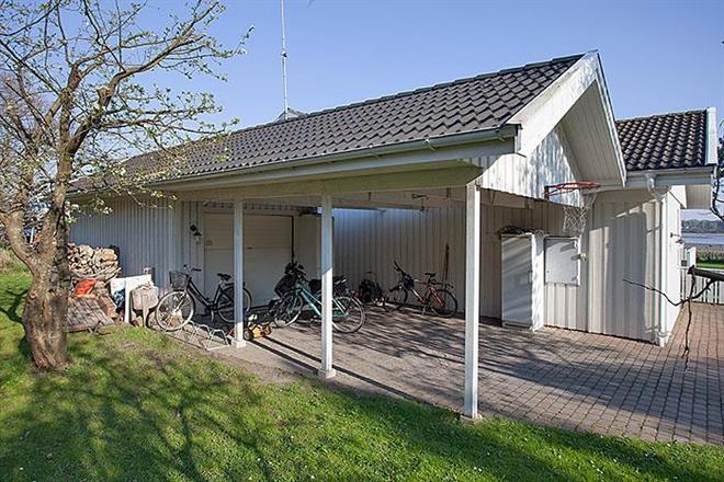 Nytt garage och carport