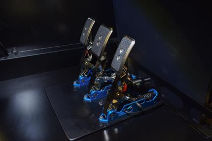 Hydraulic pedals