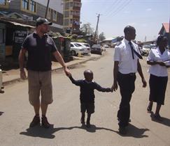 2012 - Going to different homes of Kibera