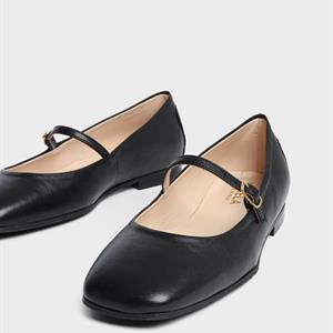 Bukela Firenze, Black