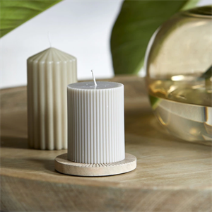 Riviera Maison Fine Rob Pillar Candle Flax 7 x 9 cm