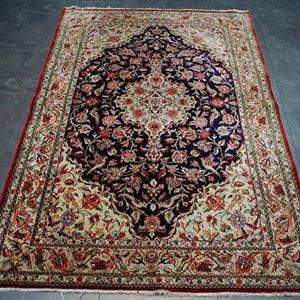 70147 Qom silketeppe 150 x 100