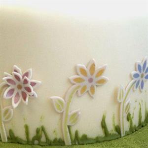"Cake Stencil and Cutter Daisy"