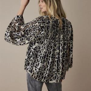 Summum Woman Blouse Triangle Print, Black/Ivory