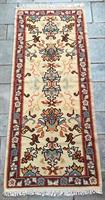 70196 Bulgarian kilim 190 x 81