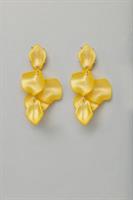 Bow19 Details Leaf Earrings Yellow