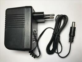 ACN-230T ROLAND 12V 500mA til SA-4823E, brukt