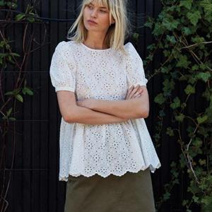 Lexington Nova Broderie Anglaise Top, White