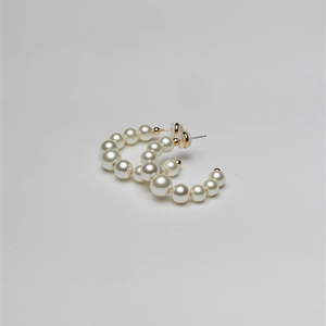 Bow19 Details Bead Pearl Hoops