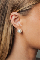 Bow19 Details Bead Pearl Studs