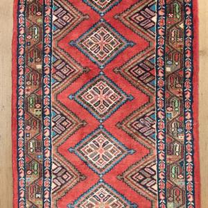 853 Hamadan løper 305 x 84