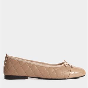 Bukela Mery, Taupe