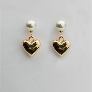 Bow19 Details Pearl Earrings Gold Heart