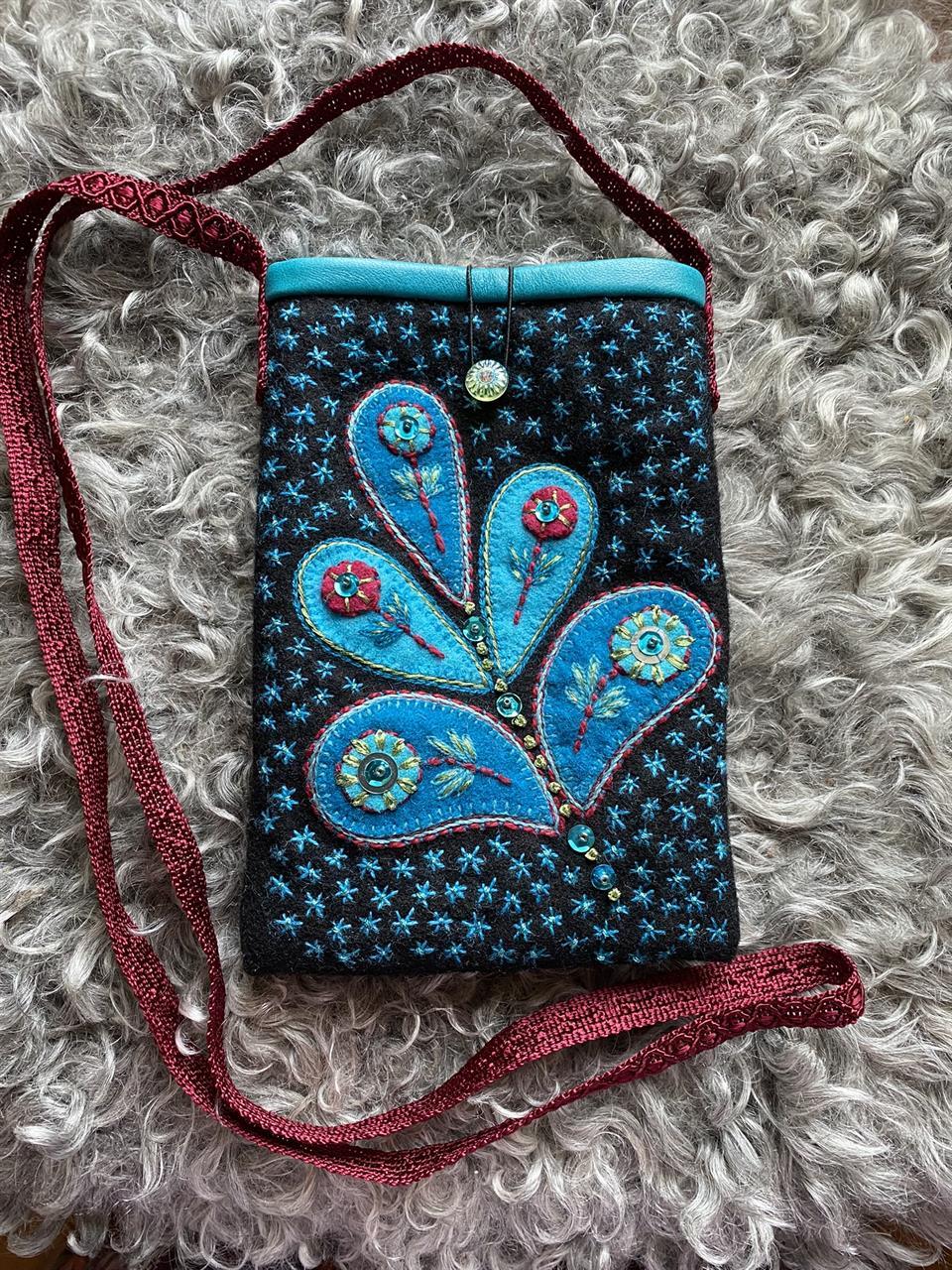 Grannlåtsbroderi