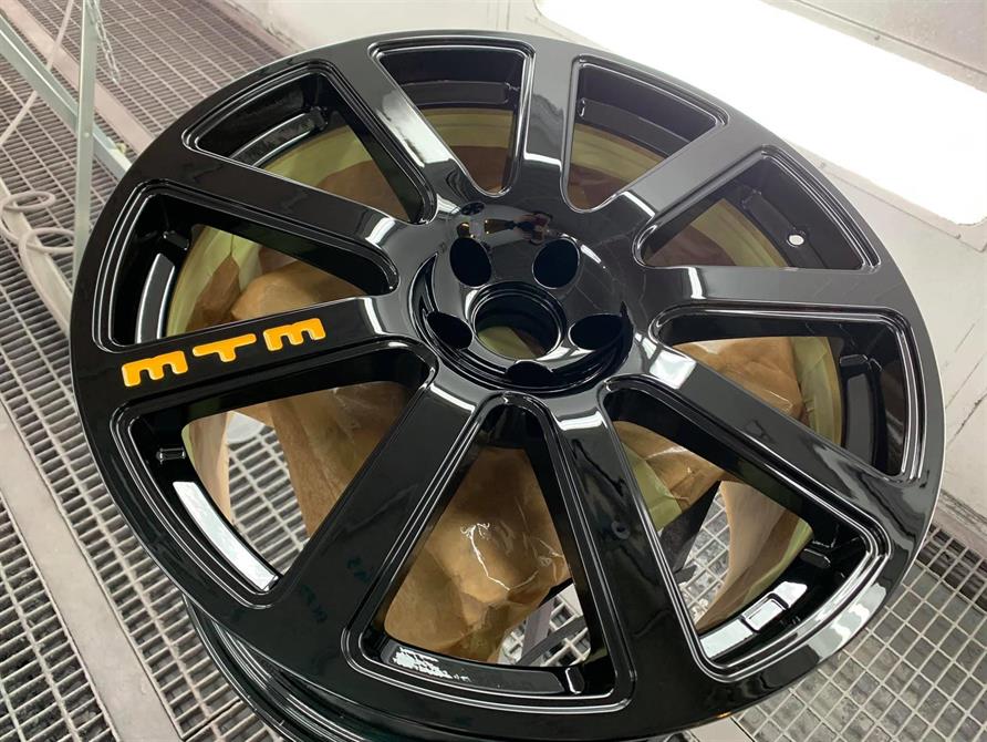 Lakkert av Jostein Hval Autopaint, klikk på bilde for å se mer