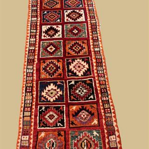 70567 Shiraz løper 218 x 63