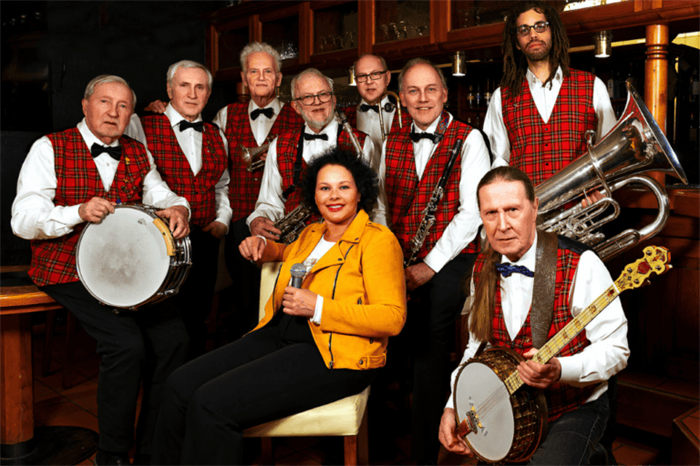 Matka Hyrkäs kuljettaa : Salmelassa Alvi’s Dixie Stompers & New Orleans Stompers  23.7