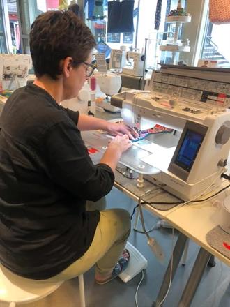 Du finner demomodell av symaskinene våre i lokalet våres i Lillehammer-sentrum.