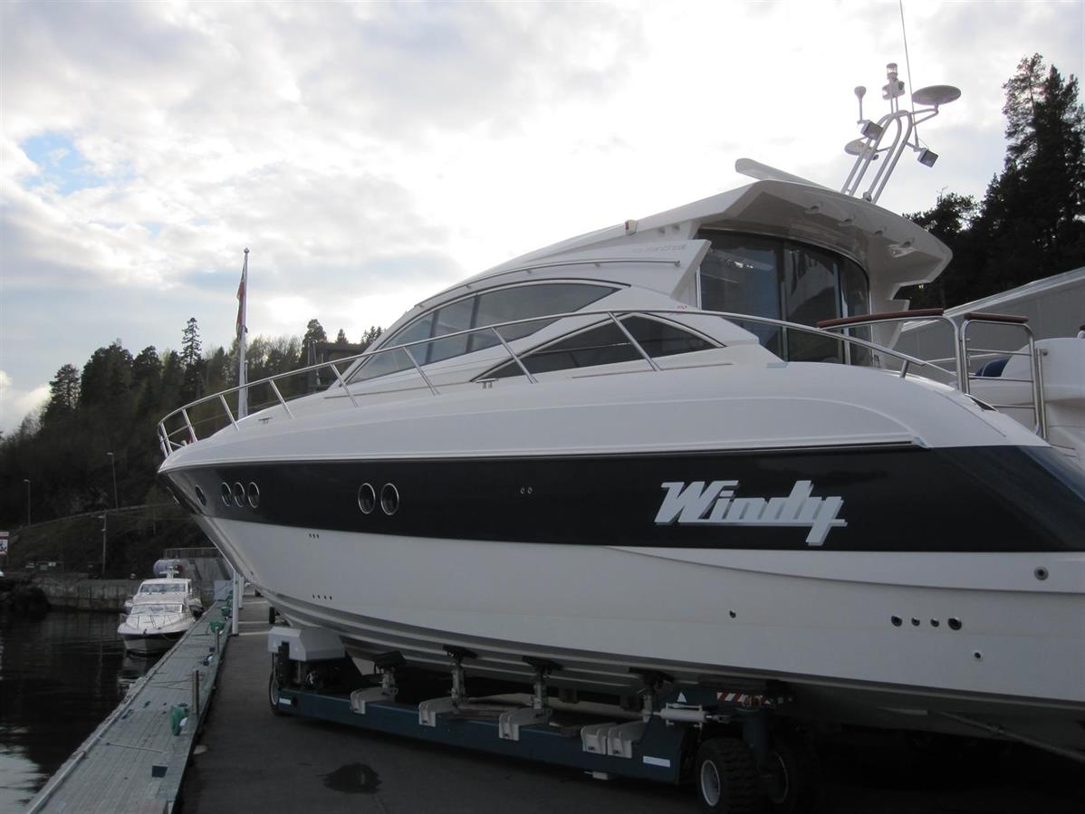 Galleri - Vollen Båtservice AS