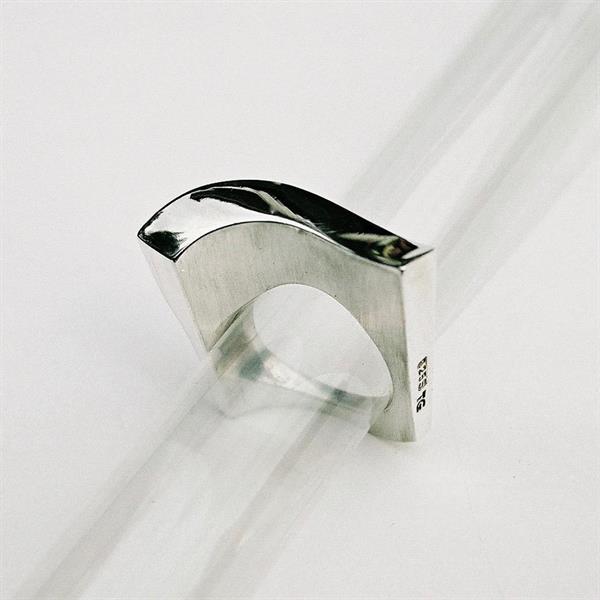 Z 6 Design ring