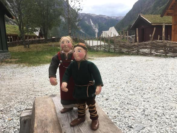 Små vikingar i Gudvangen