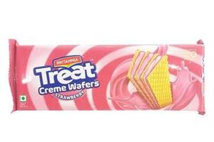 Britannia Treat Wafers Strawberry 24x150g