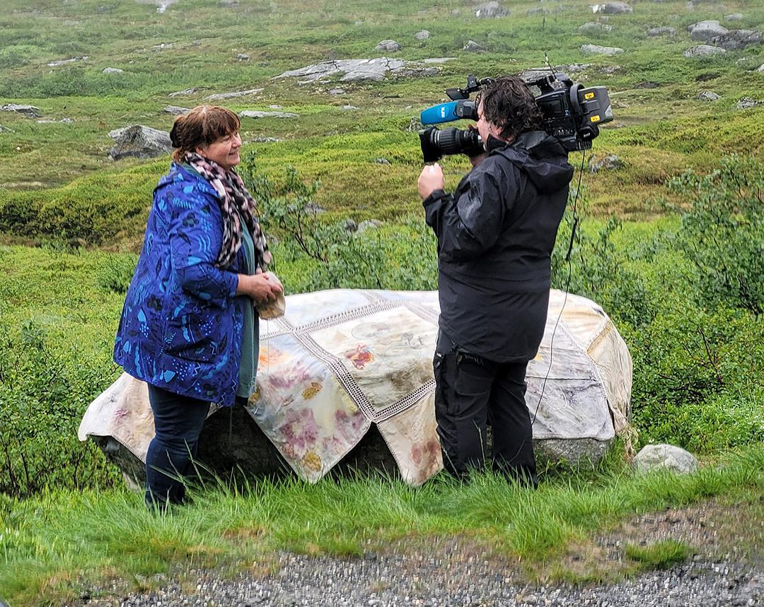 ...NRK (Norsk rikskringkasting) intervuar Gunn Morstøl på fjället idag...