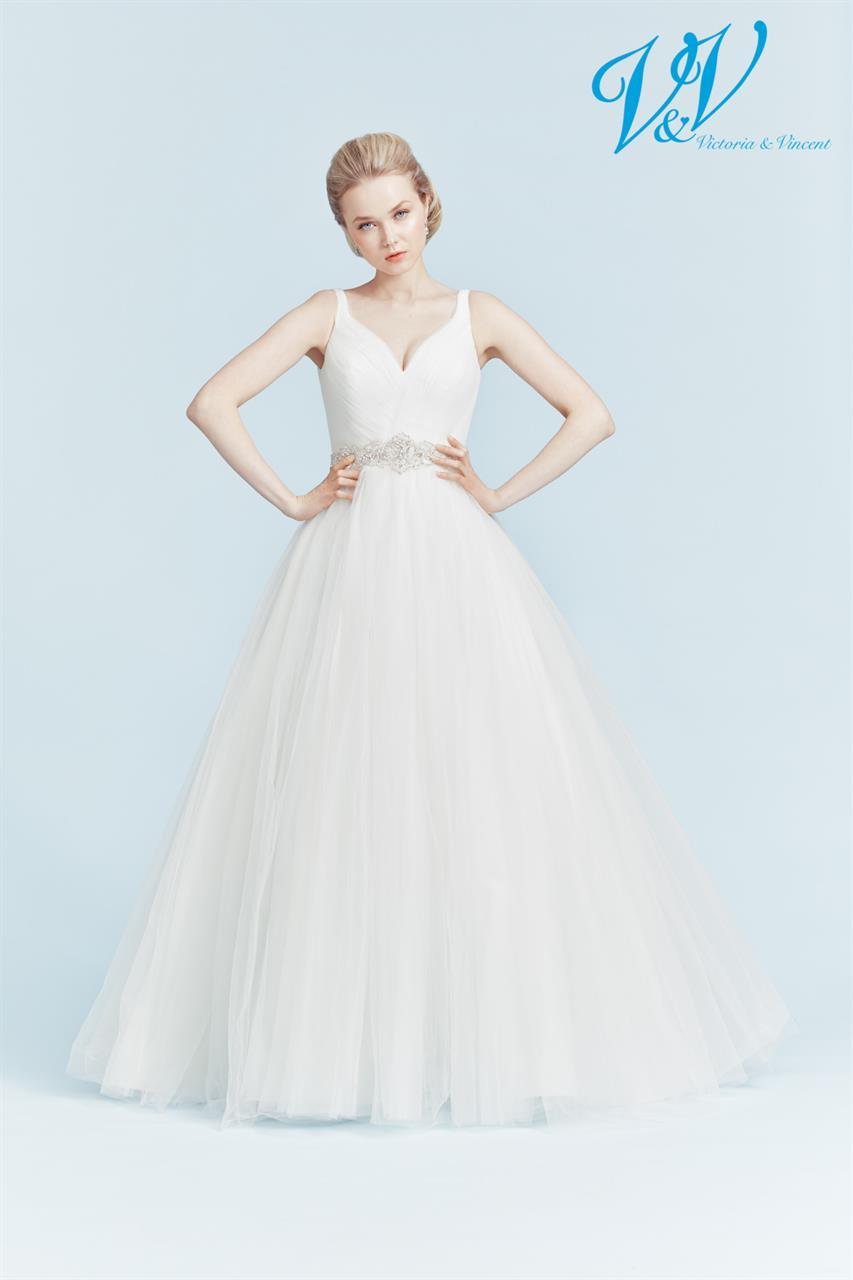 Victoria and Vincent bridal dress  Jutta