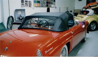 Sufflett Ford Thunderbird 55-56 vinyl svart combo