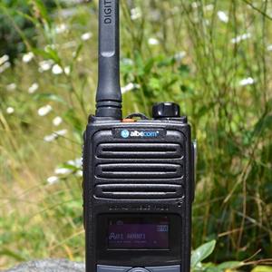 Radiopaket VIPER X6-155mhz Analog/Digital.Blåtand.Hörselskyd