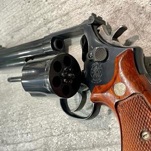 Smith&Wesson 586 .357mag (6") käytetty revolveri