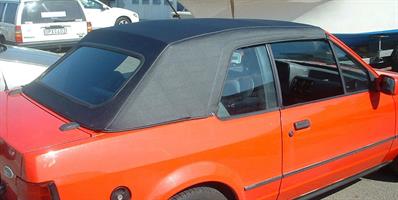 Sufflett Escort I 83-91 vinyl svart