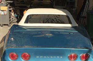 Sufflett Corvette C3 68-75 vinyl vit