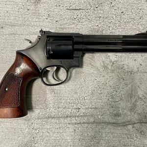 Smith&Wesson 586 .357mag (6") käytetty revolveri