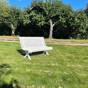 Klassisk trädgårdssoffa