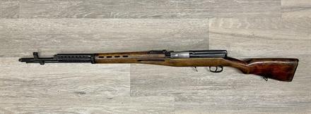 Tokarev SVT-40 7.62x54R käytetty kivääri