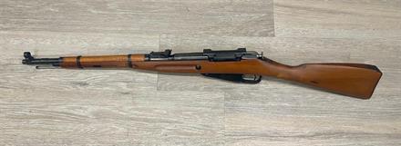 Puolalainen M44 karabiini 7,62x54 (1953)