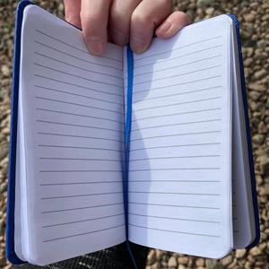 Vacker anteckningsbok - linjerat papper