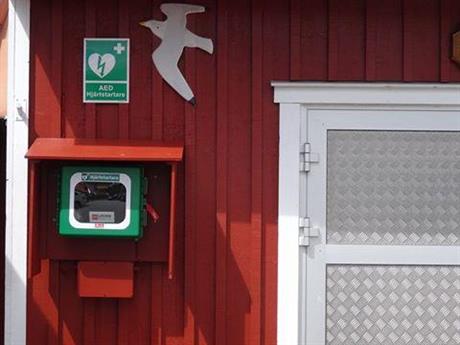 Hjärtstartare vid fd fiskaffären
