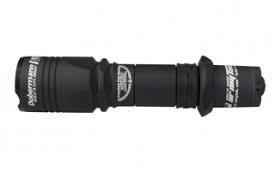 Armytek Dobermann Pro / XHP35 HI  Lämmin / 1570lm / 5°:40° / 1x18650 tai 2xCR123A