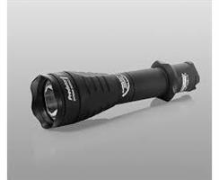 Armytek Predator v3 / XP-L HI Valkoinen / 1200lm / 5°:40° / 1x18650 tai 2xCR123A