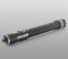 Armytek Partner C4 Pro v3 / XHP35 Lämmin / 2140lm / TIR 20°:80° / 2x18650