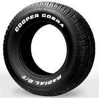 Däck 215x70R14 Cooper Cobra GT
