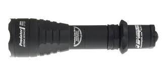 Armytek Predator v3 / XP-E2 Vihreä / 240lm / 5°:40° / 1x18650 tai 2xCR123A