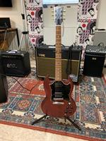 Gibson SG, röd