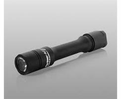 Armytek Partner A2 v3 / XP-L Lämmin / 790lm / TIR 20°:80° / 2xAA