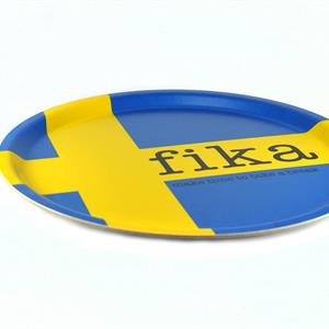 Bricka rund 31 cm, Make time FIKA, svenska flaggan