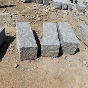 Stapelmur granit 90-110x20x20 cm grå